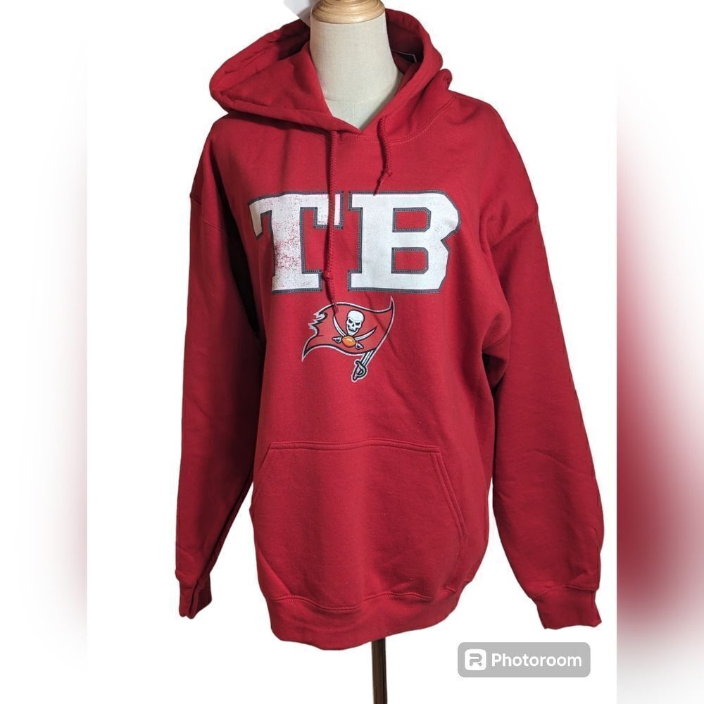 NWT NFL Tampa Bay Bucs Hoodie Sweatshirt